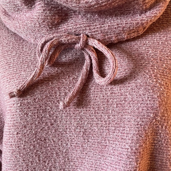 Tribal Dusty Rose Cowl Neck Sweater Canada bow feminine dainty cozy cottage - Picture 4 of 5